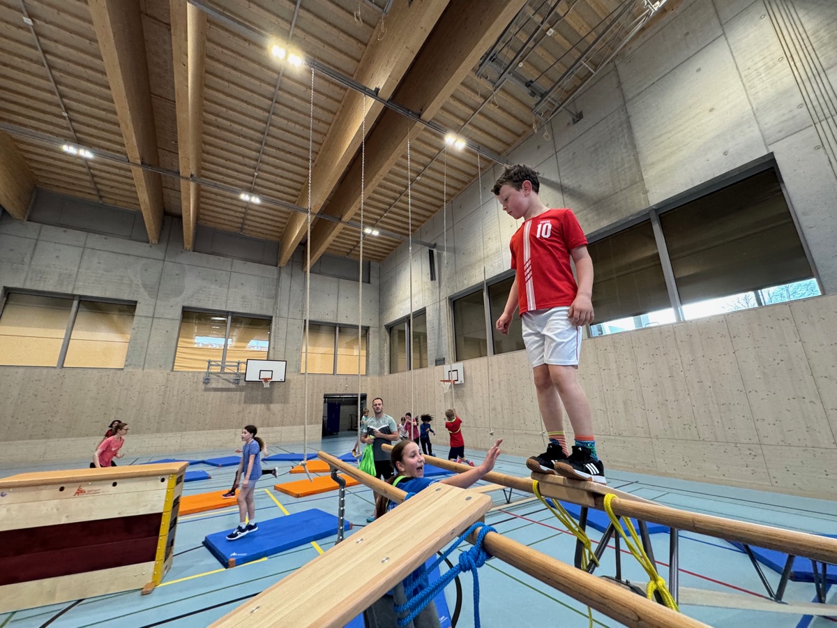 Athletiktraining in der Halle – neben der Piste